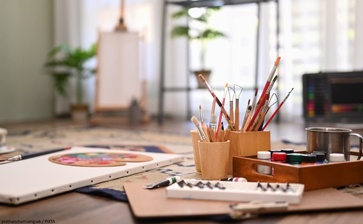 モネが描いた『ルーアン大聖堂』は、なぜ非現実的な色彩をしているのか?