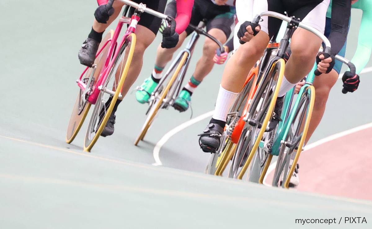 ゴールしなくても勝ち!? 人気小説家もハマった自転車競技の奥深さ