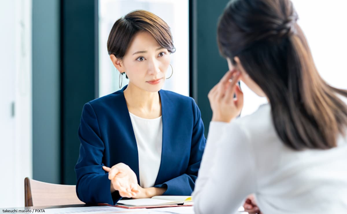 ベテランの知恵を後輩に継承するには？　暗黙知を形式知化する方法